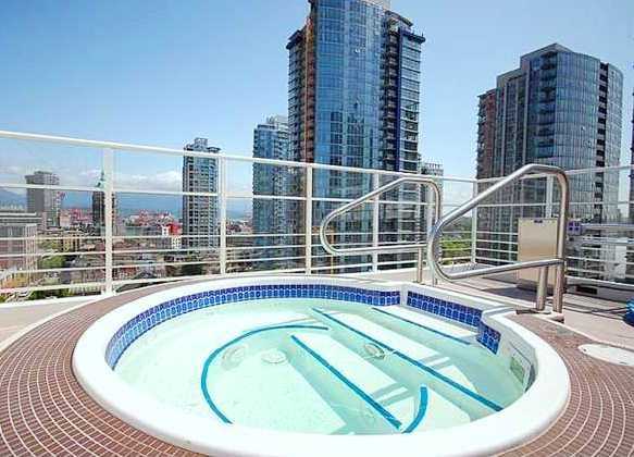 The Cosmo - Photo 2 of 7