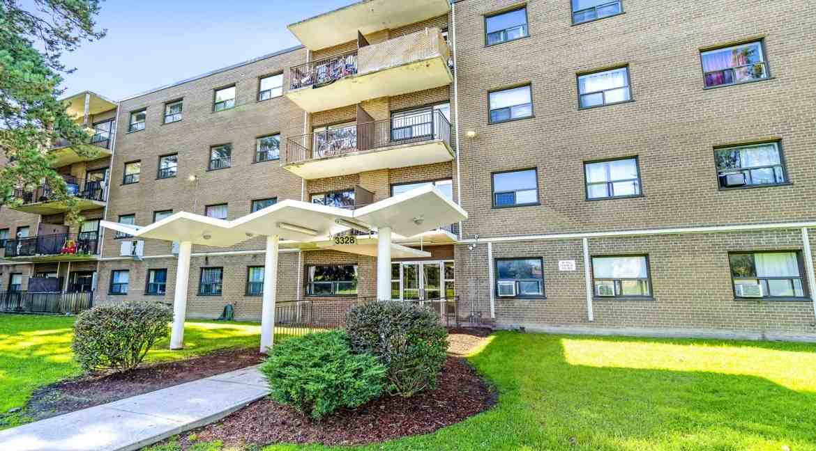 3328 Weston Road - Photo 5 of 30