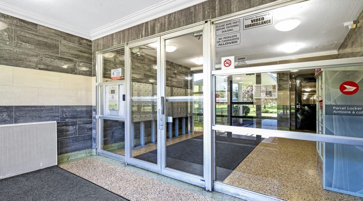 3328 Weston Road - Photo 6 of 30