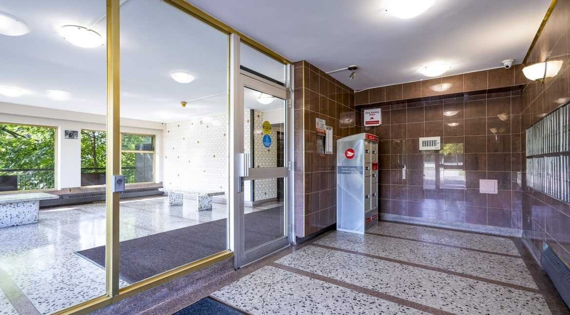 150 Culford Rd - Photo 5 of 28