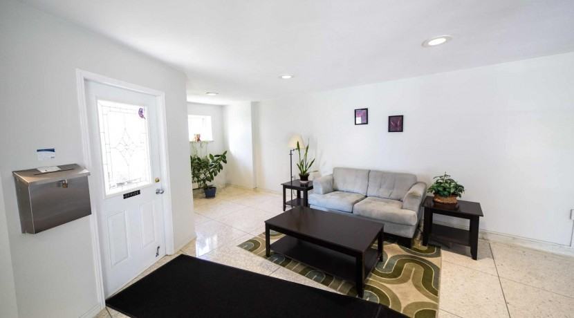 52 Park Street East - Photo 4 of 20