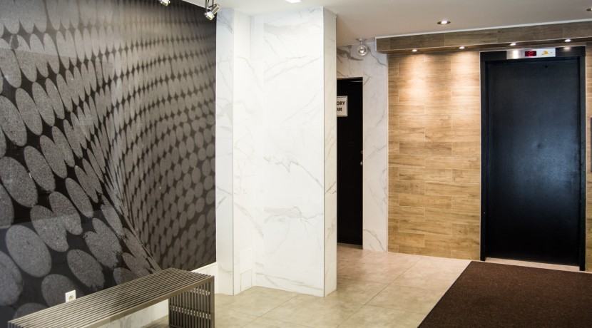 549 North Service Rd - Photo 3 of 10