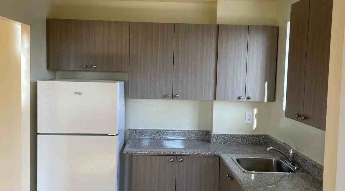 549 North Service Rd - Photo 6 of 10