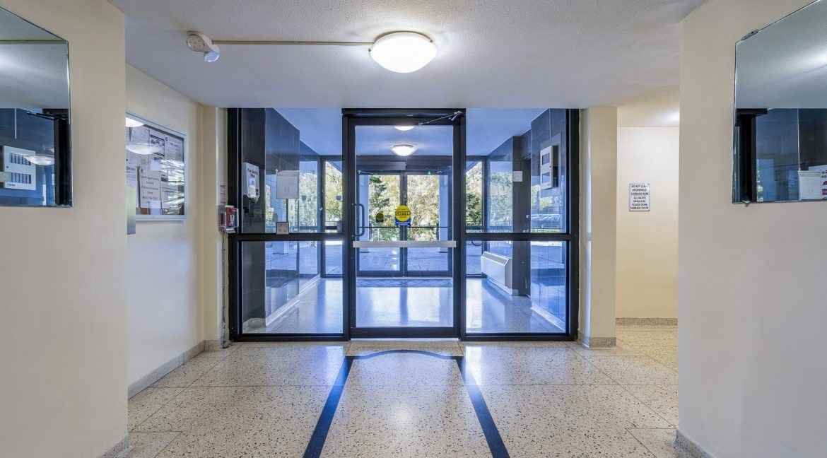 1 Canyon Ave - Photo 4 of 27