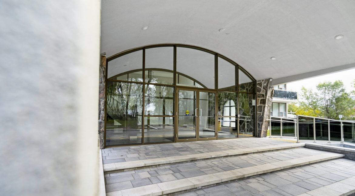 30 Speers Rd - Photo 4 of 34