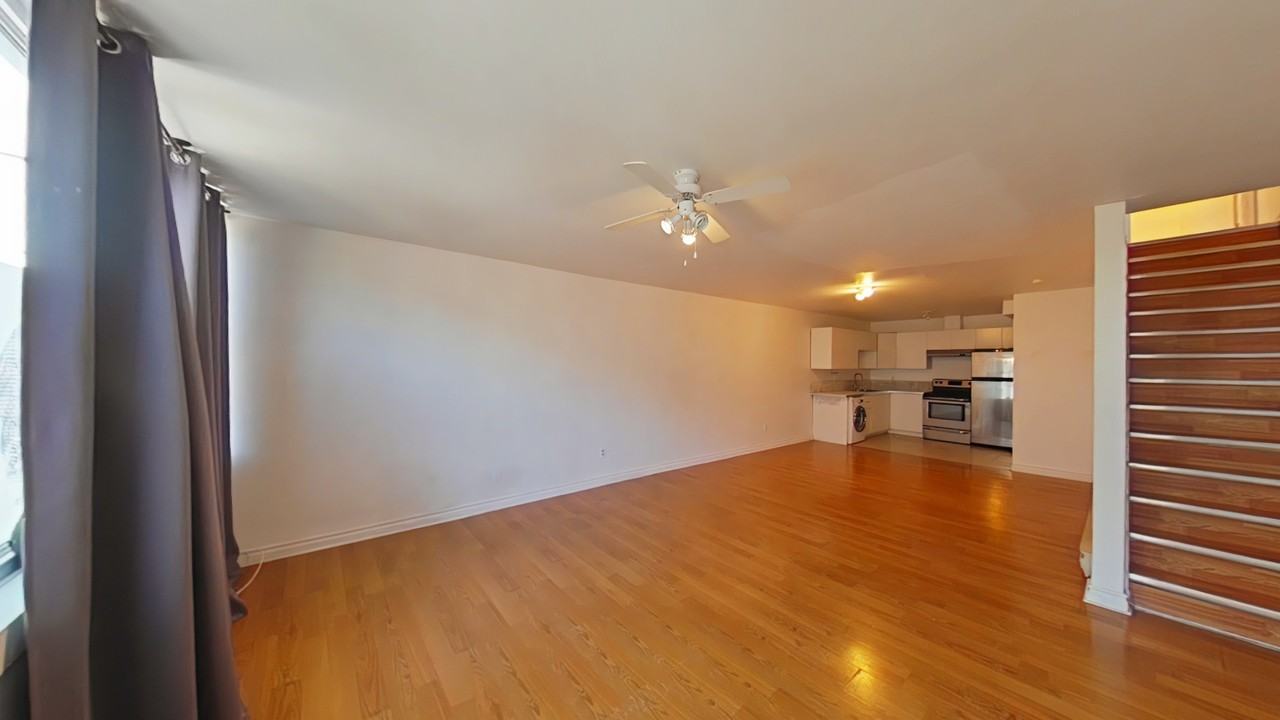 998 Queen Street East - Photo 4 of 8