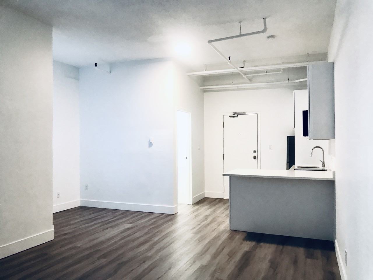 Waldorf Studios - Photo 6 of 46