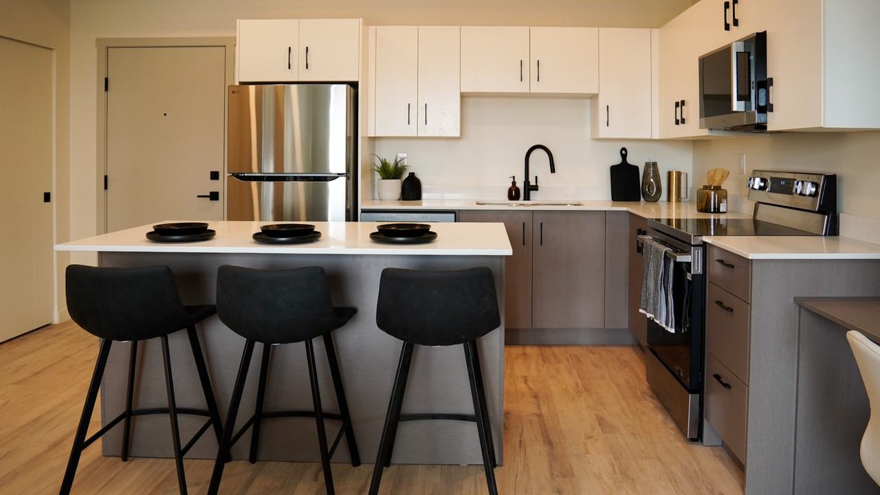 Arlo at High Pointe - Photo 2 of 15