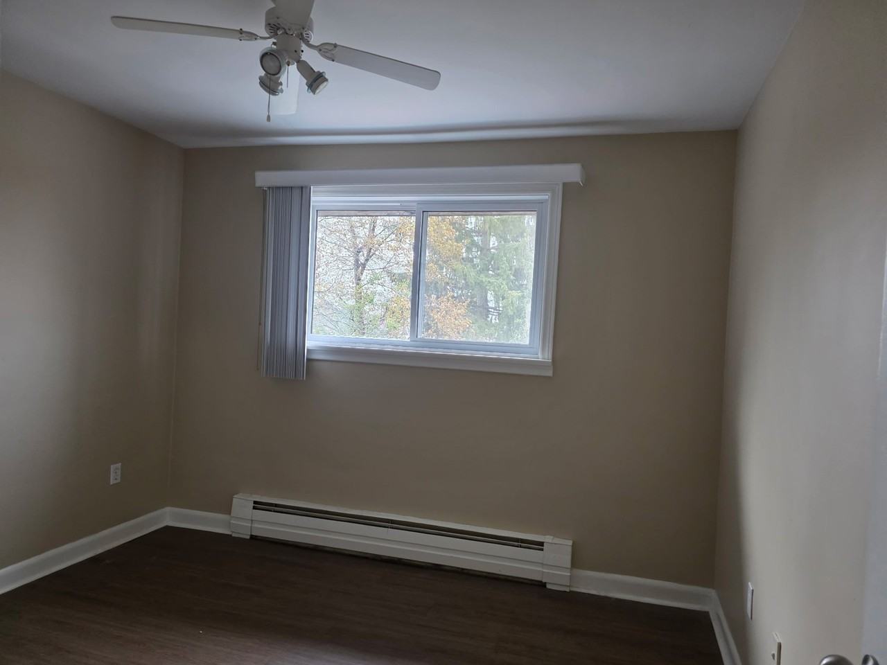 316 Peter St - Photo 5 of 6