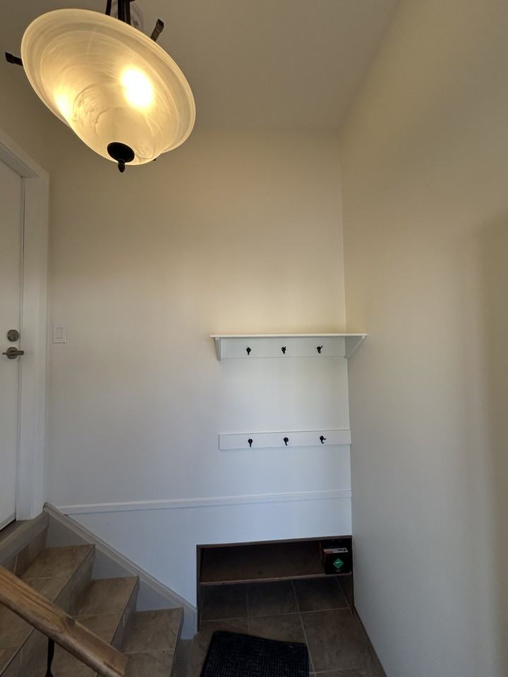 5612 140A Ave NW BSMT Edmonton, AB - Photo 2 of 29