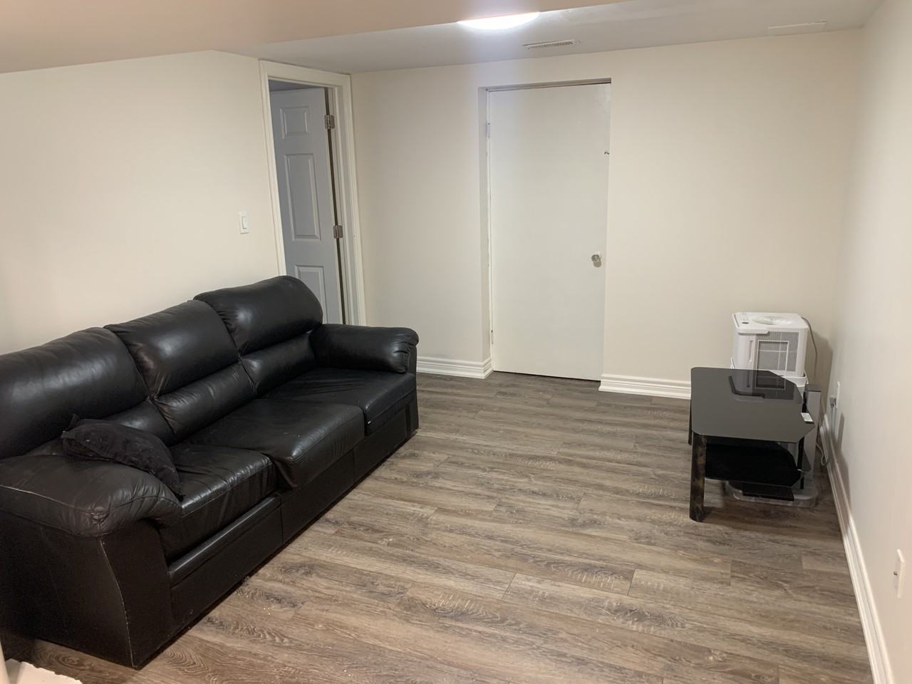 110 Elgin Street, Thorold - Photo 4 of 9