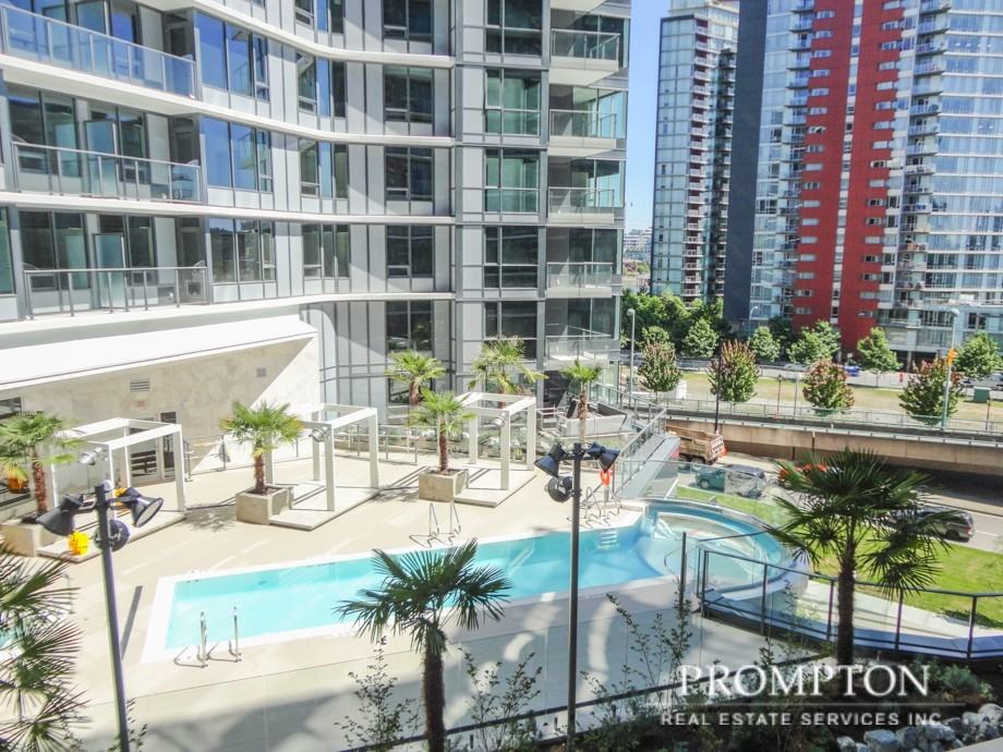 One Pacific - Photo 4 of 10