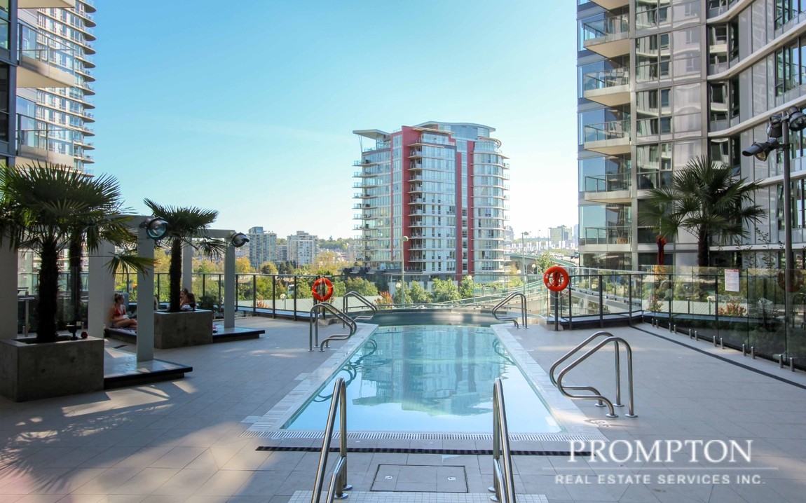 One Pacific - Photo 5 of 10