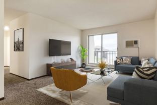 Hillview Apartments - Photo 1 of 1