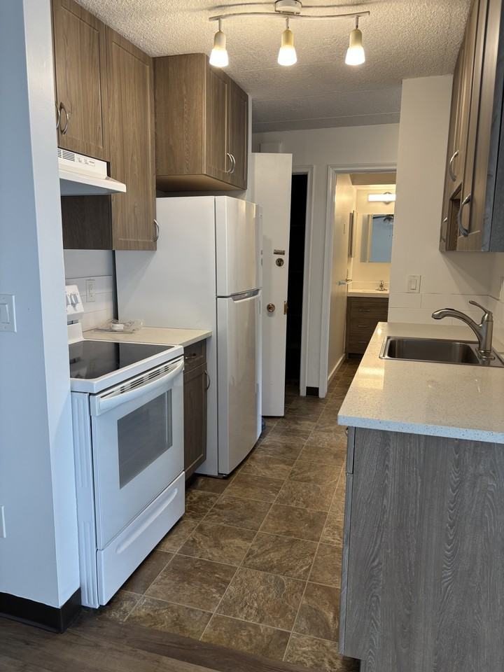 2218 Halifax St. - Photo 6 of 26