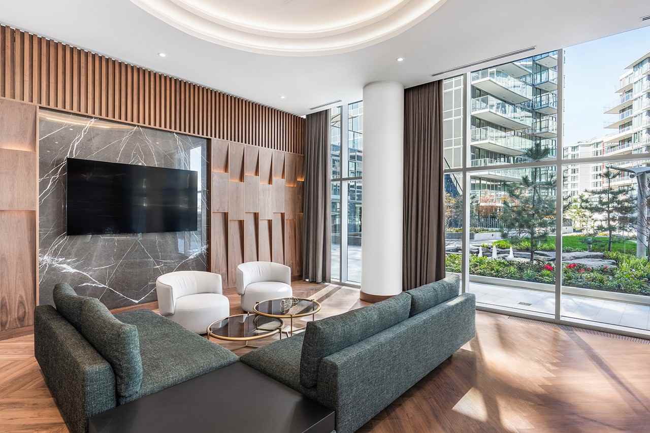 Da Vinci Galleria - Photo 4 of 12