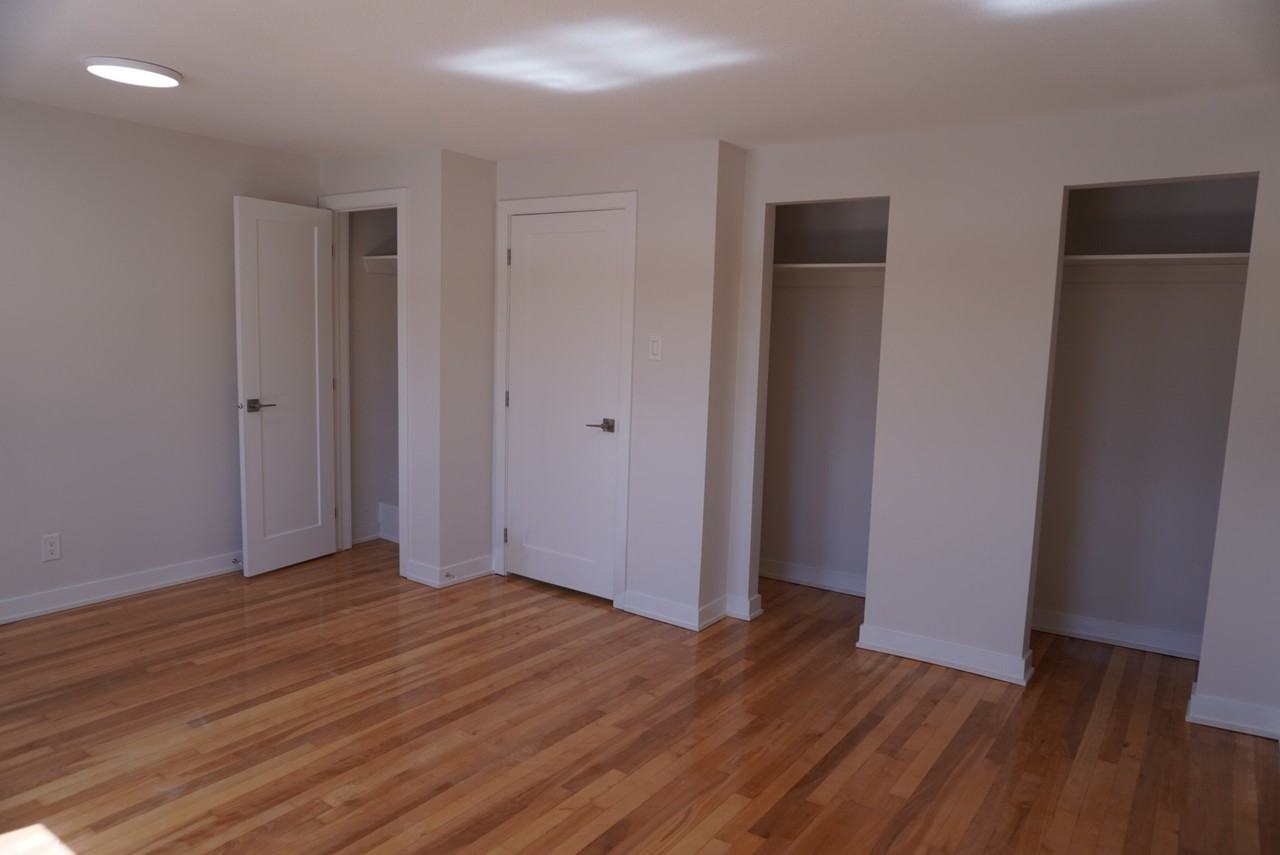 Naughton & Presland Townhomes Ltd. - Photo 7 of 10