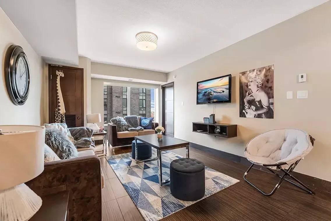 Rooms for Rent - Waterloo - 333 King St N, Waterloo, ON N2J 2Z1 ...