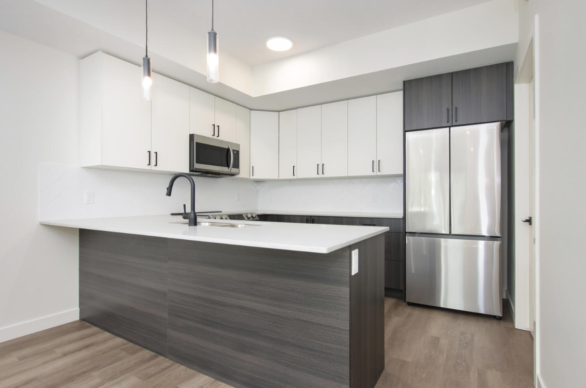 T5M Building - Photo 2 of 13