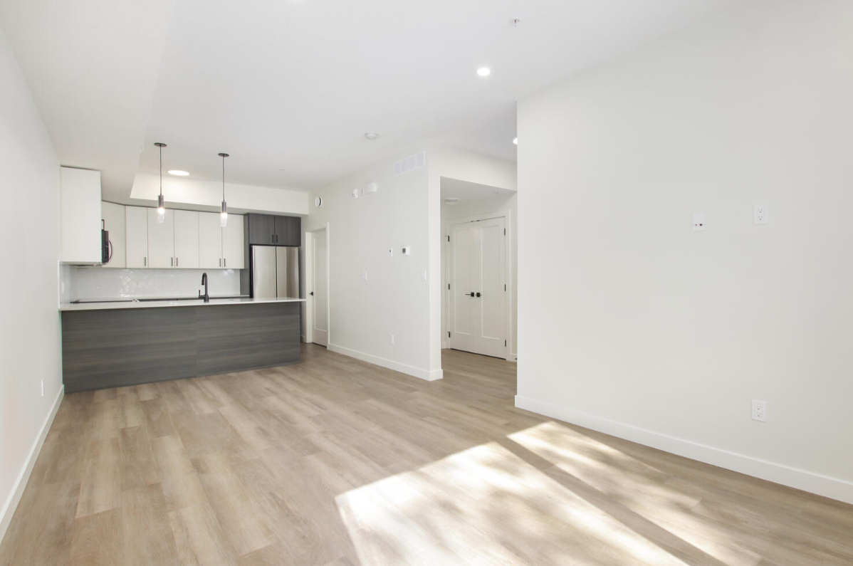 T5M Building - Photo 6 of 13