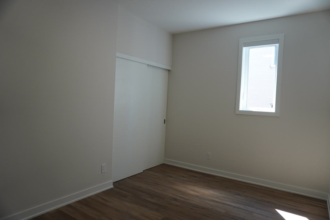 300 Wilbrod Street - Photo 5 of 8