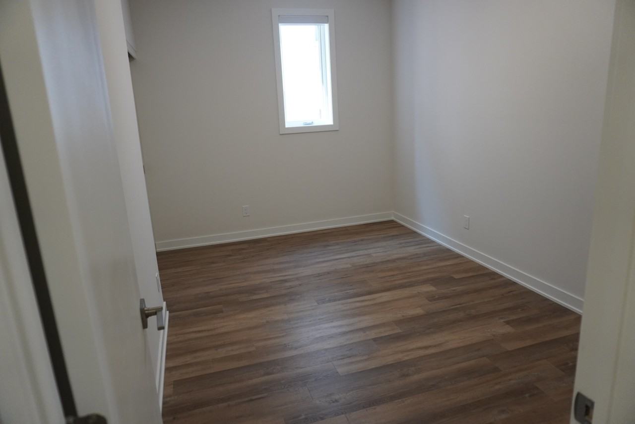 300 Wilbrod Street - Photo 6 of 8