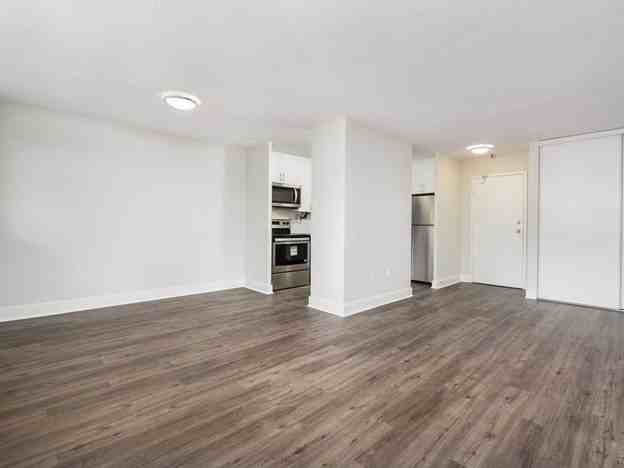 7 Albert Street - Photo 6 of 28