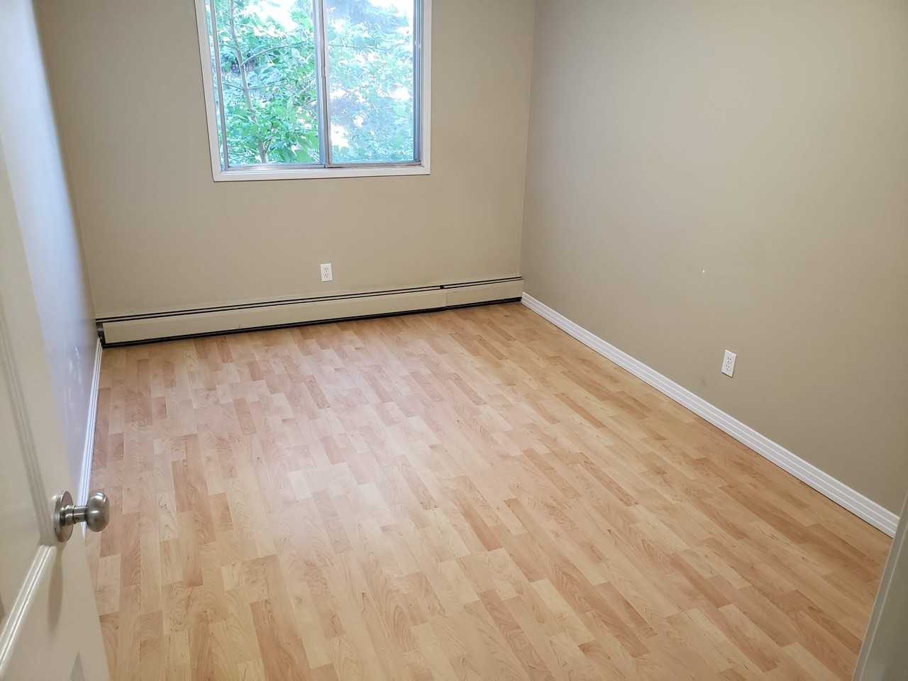 Duggan Manor - Photo 7 of 10