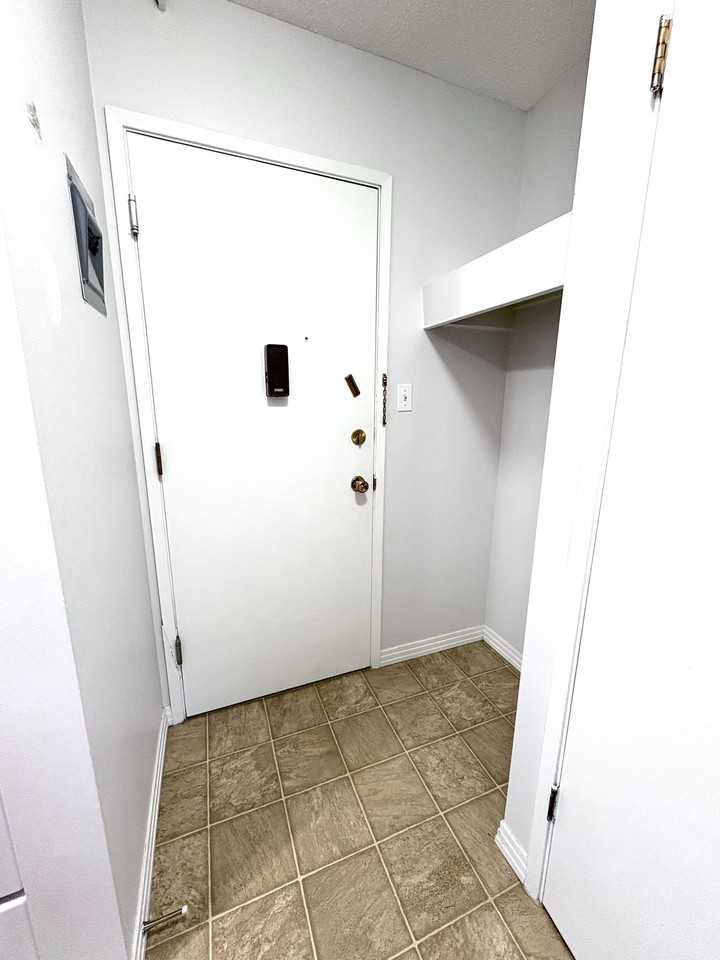 Jamen Manor - Photo 5 of 14