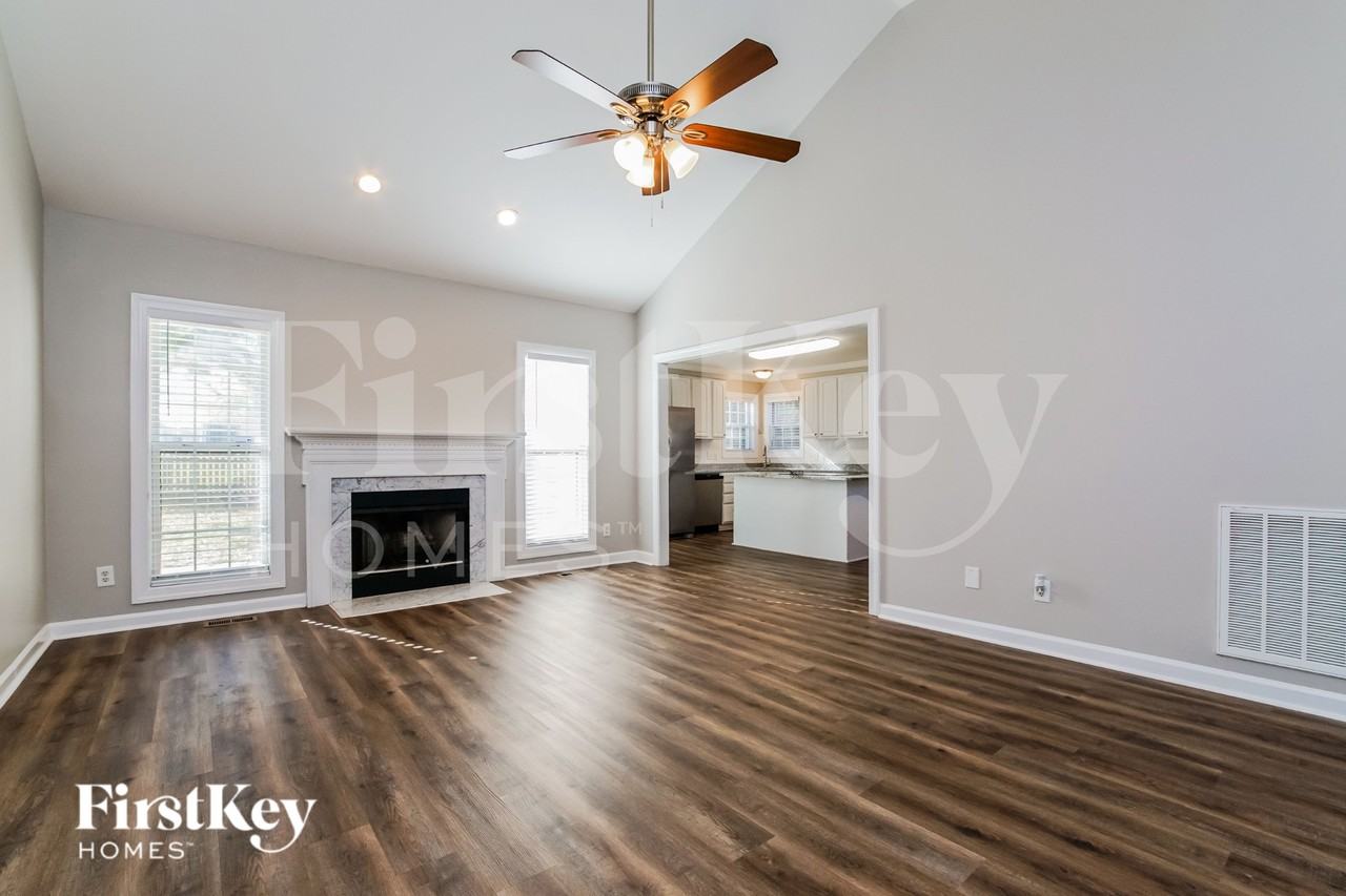 4104 Mangrove Dr - Photo 5 of 16