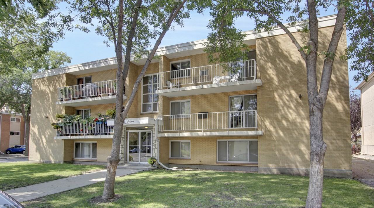 2270 Cornwall St. - Photo 3 of 10