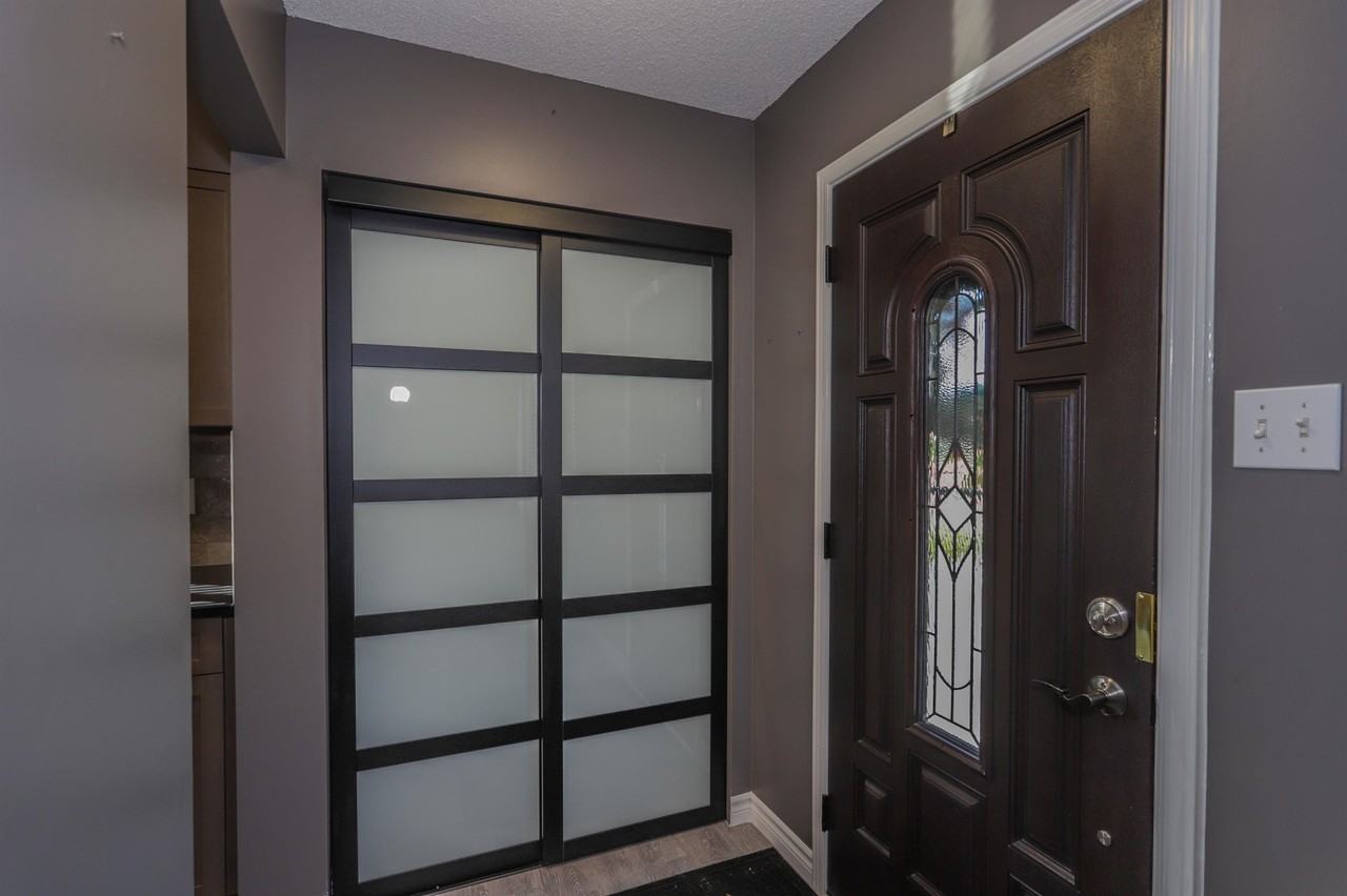 Simpson Cres. 311 - Photo 3 of 31