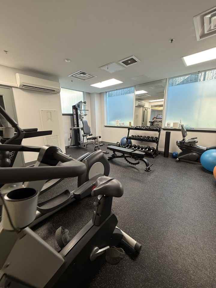 410-238 Besserer Street - 410 - Photo 3 of 21