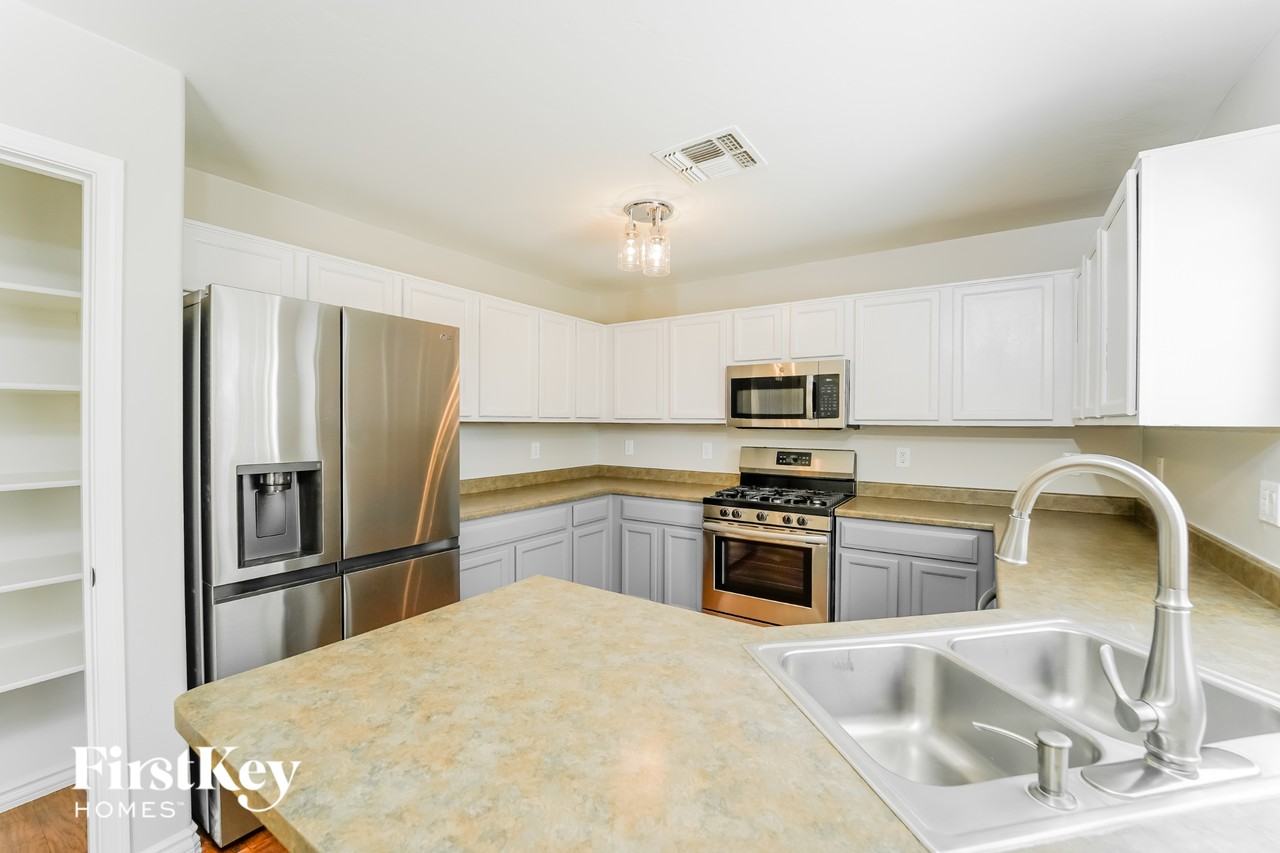 12956 N Steamboat Dr - Photo 4 of 15