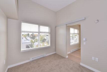 The Chambers Apartments - Photo 3 of 11