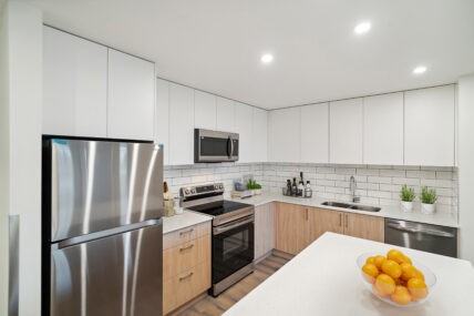 West Wave Apartments - Photo 7 of 46