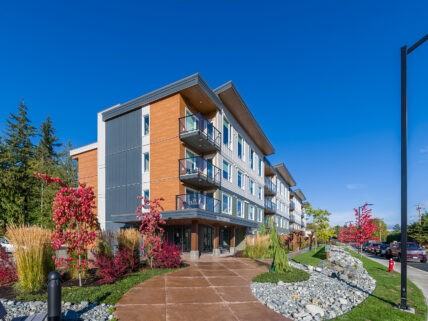 Bayside Manor Apartments - Photo 2 of 28