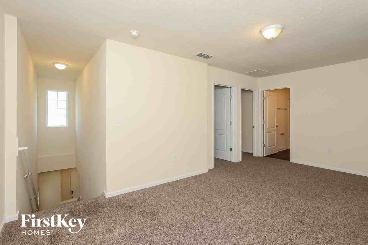 8315 Cape Fox Dr - Photo 7 of 15