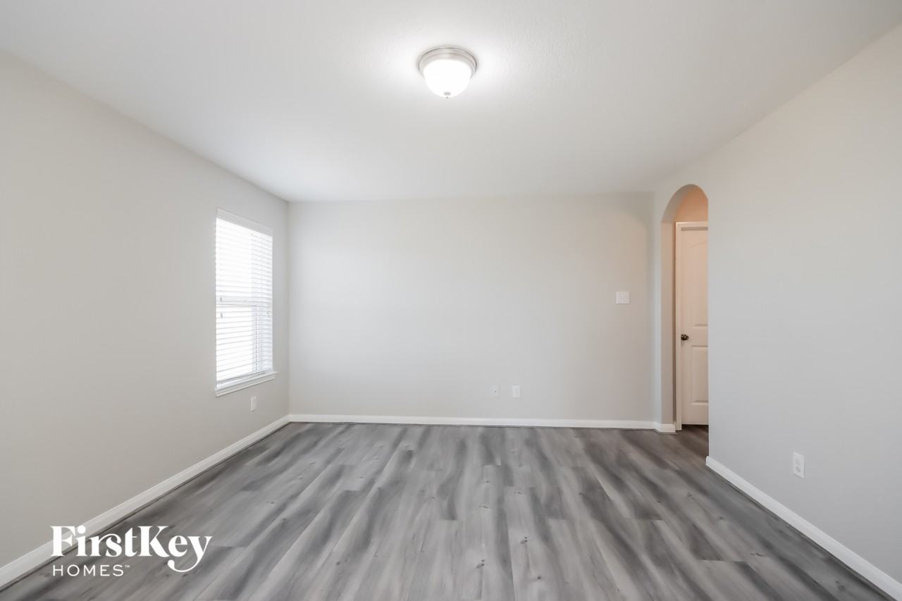 15406 River Ends Dr - Photo 4 of 15