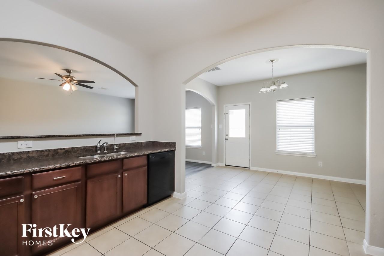 15406 River Ends Dr - Photo 7 of 15