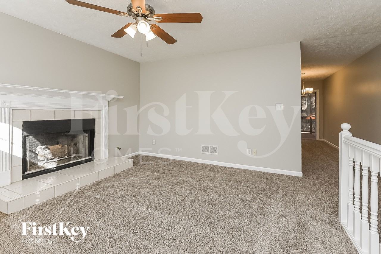 4860 Wade Valley Way - Photo 3 of 15