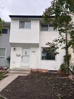 featured image of 1306 Molson St