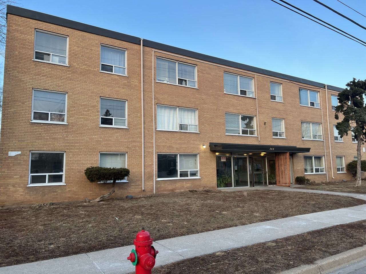 365 Melvin Avenue - Photo 2 of 11