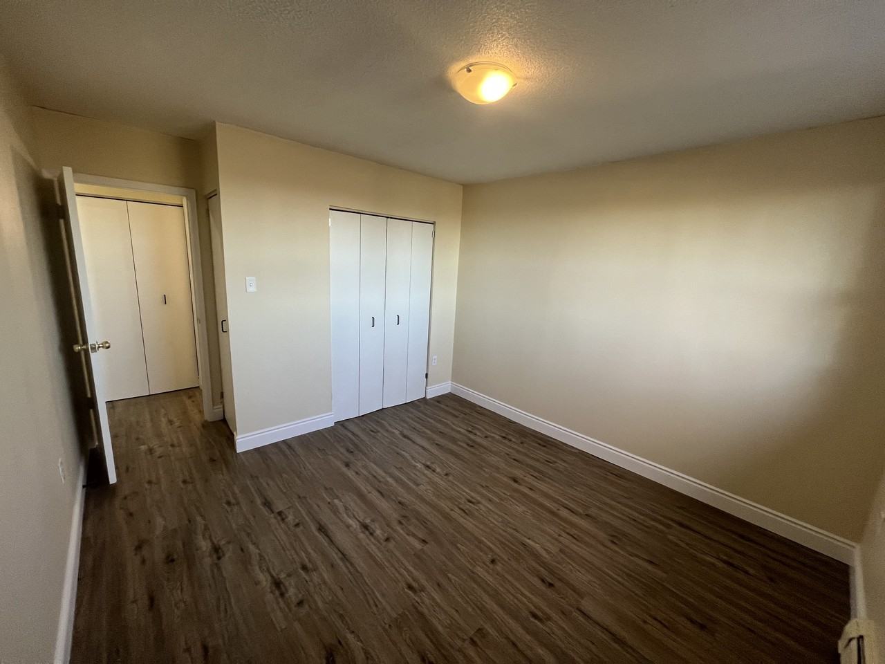 2685 King Street East - Photo 6 of 14