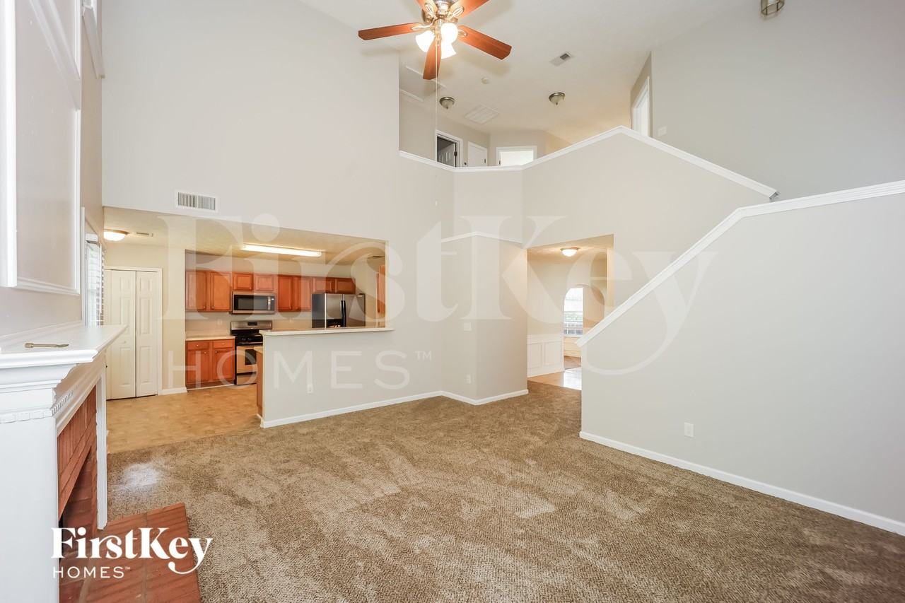 110 Magnolia Walk Ln - Photo 3 of 15