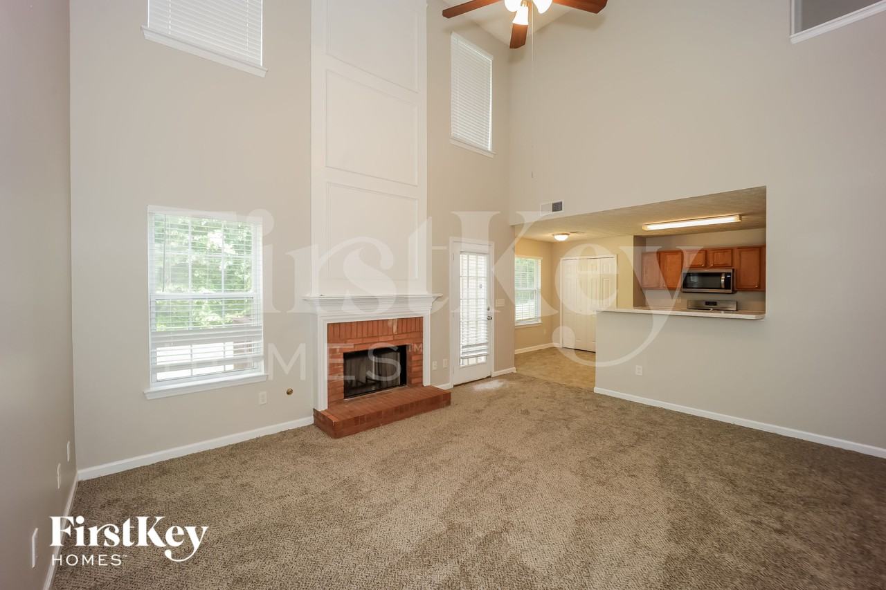 110 Magnolia Walk Ln - Photo 4 of 15