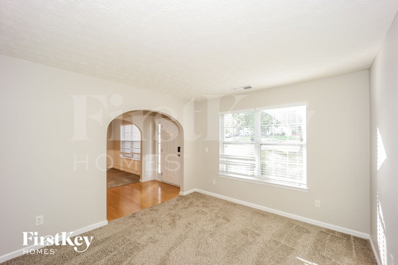 110 Magnolia Walk Ln - Photo 6 of 15