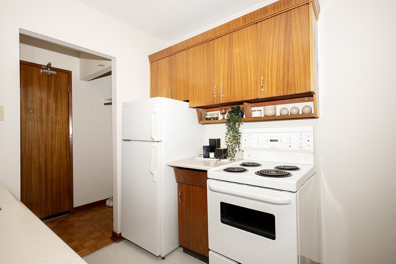 1051 Taylor Avenue - Photo 5 of 12