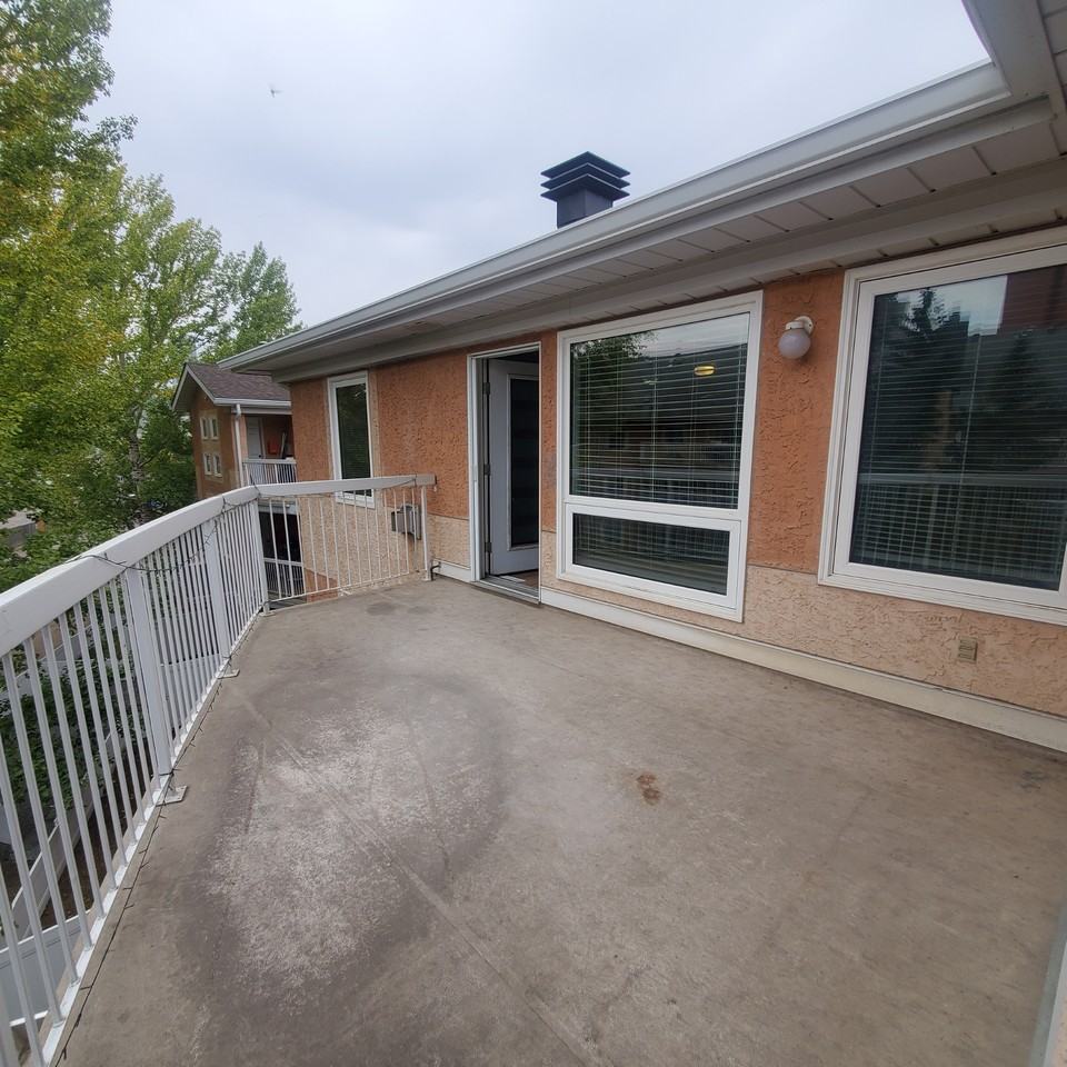 #312, 9003 106A Ave NW Edmonton, AB - Photo 5 of 32