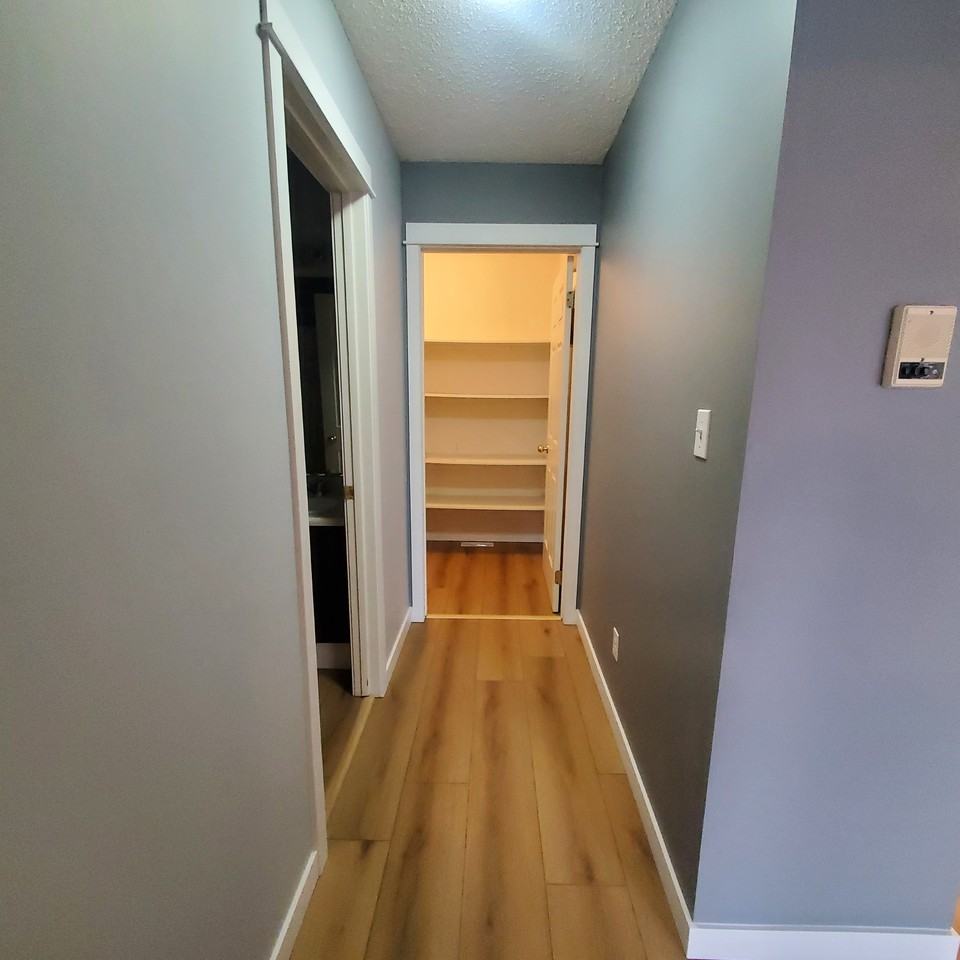 #312, 9003 106A Ave NW Edmonton, AB - Photo 6 of 32